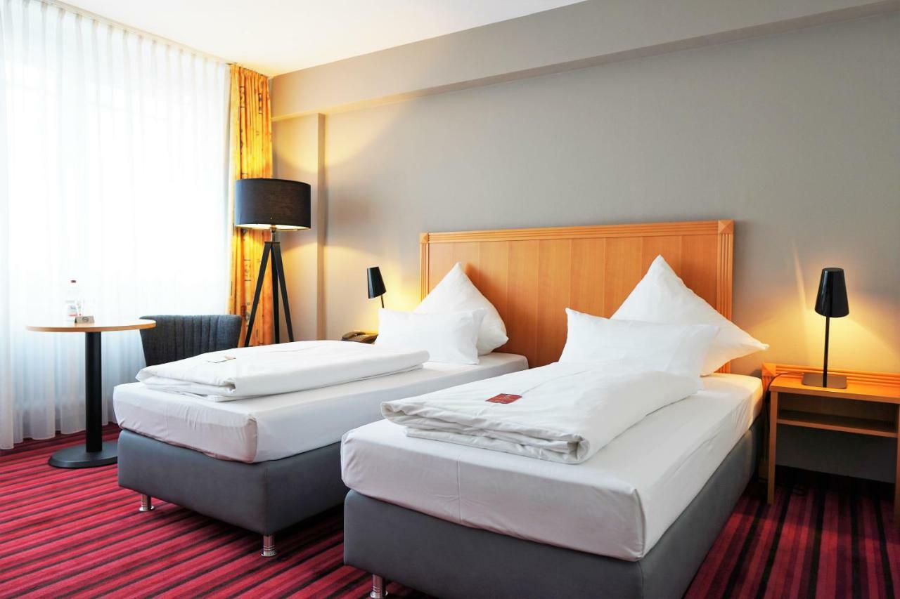 Cityhotel Koenigstrasse 3*